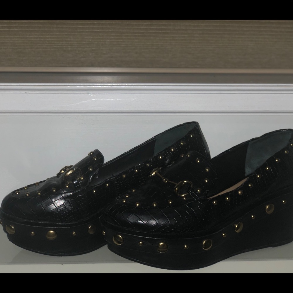 Shoes platform Luiza Barcelos 37(Brazil) 8(EUA)